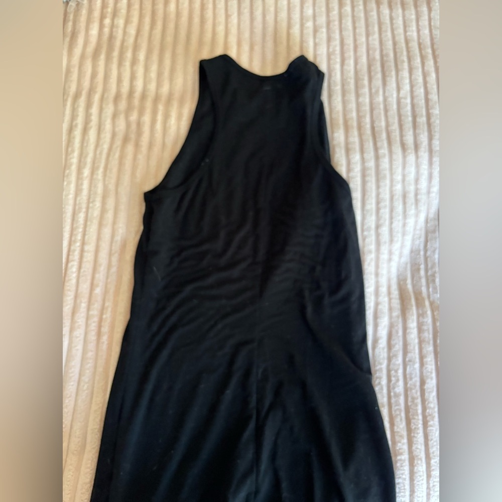 Black bodycon dress